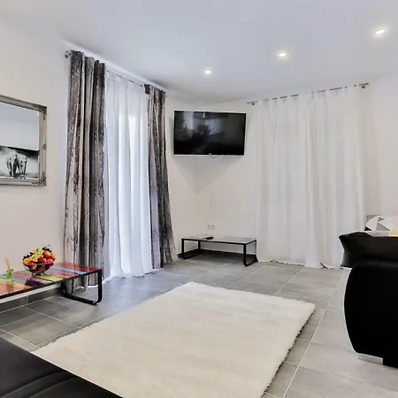 Apartament Scandalli