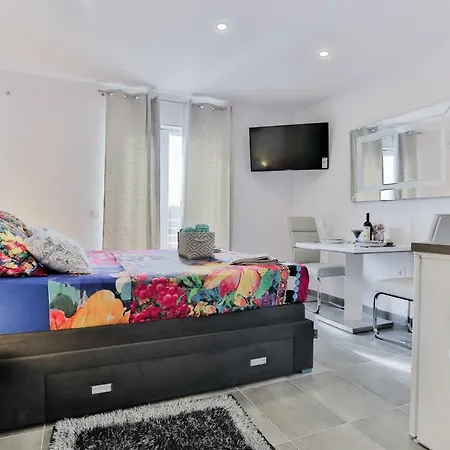 Apartament Scandalli Sevid