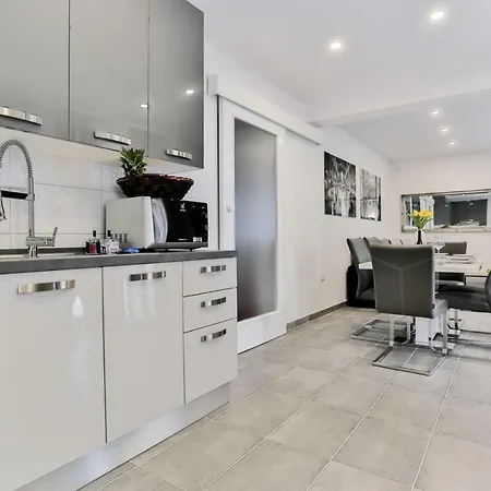 Scandalli Apartament