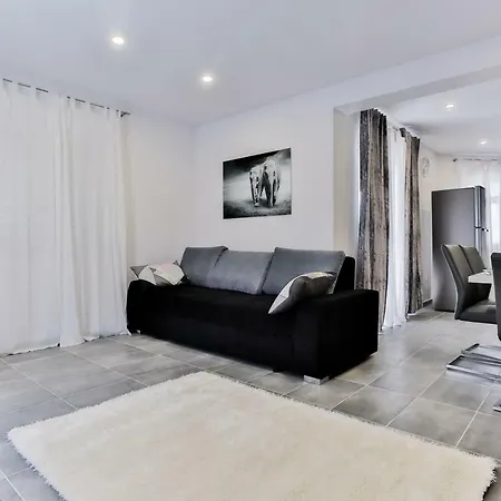 Scandalli Apartament