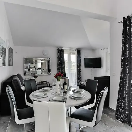 Scandalli Apartament Sevid