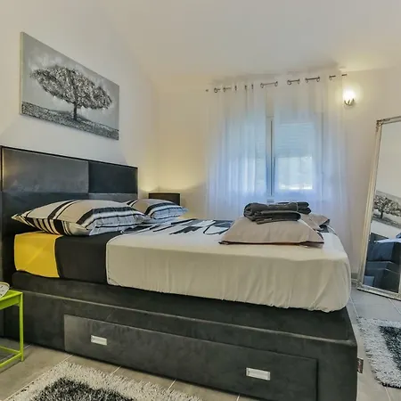Scandalli Sevid