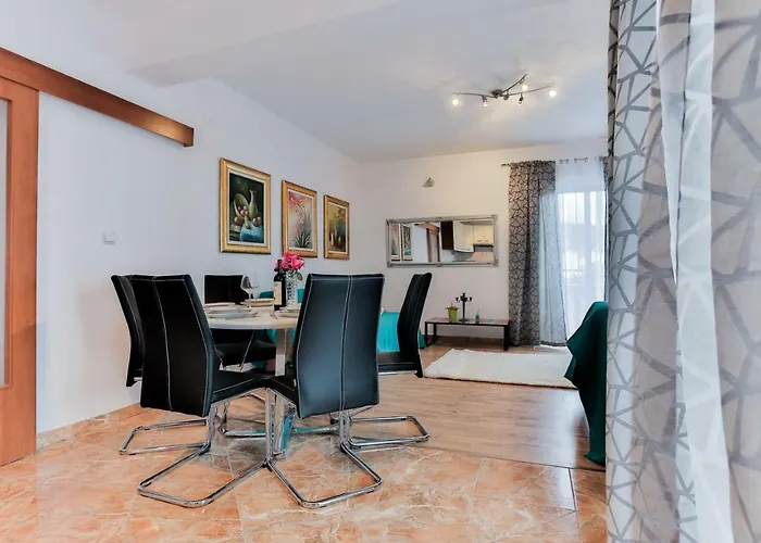 Scandalli Apartman Sevid